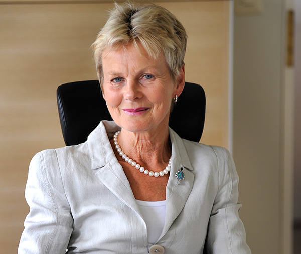 Landshövding Elisabeth Nilsson